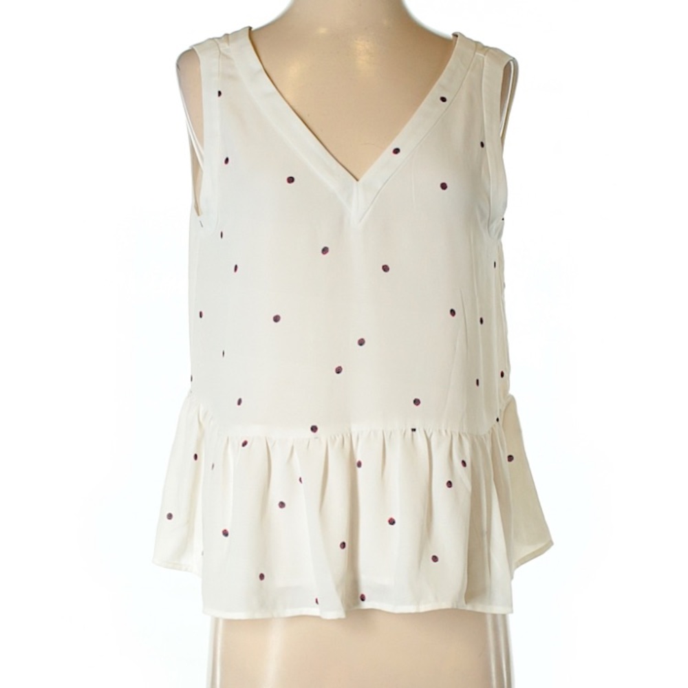 Tiny flower detail! Fun LOFT tank